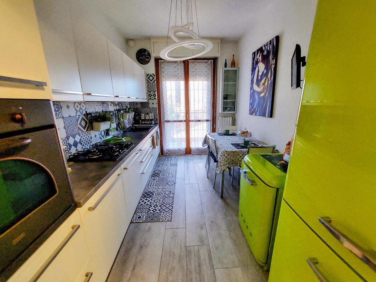 Apartment Luminoso A Pochi Minuti Da Duomo E Fiera *